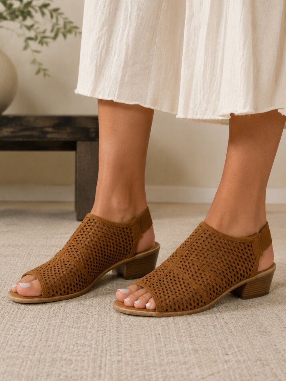 American Eagle Mesh Open Toe Sandal Bootie Brown Size 6.5 Block Heel